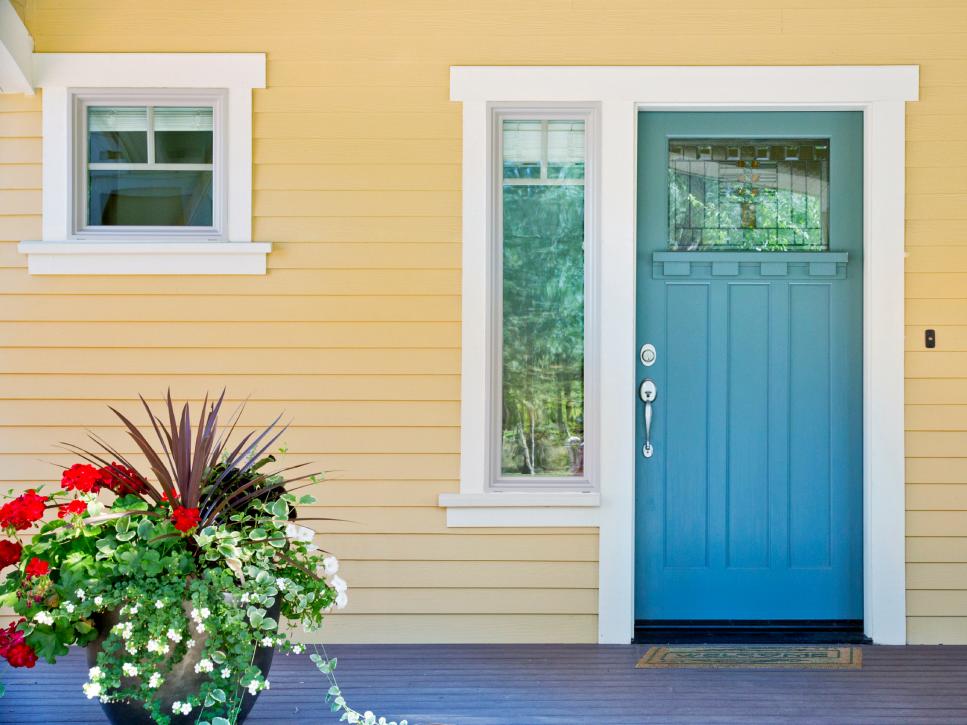 Read more about the article 6 Ways to Get Instant Curb Appeal for Less Than $100
