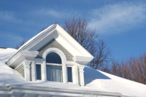 Read more about the article As The Temps Drop Outside, Experts Warn The Housing Market Looks To Be Cooling Down Too…