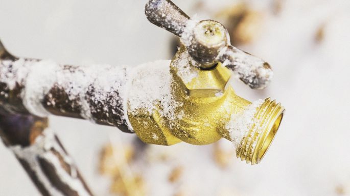 Read more about the article Home Improvement Tip, If Your Pipes Freeze…
