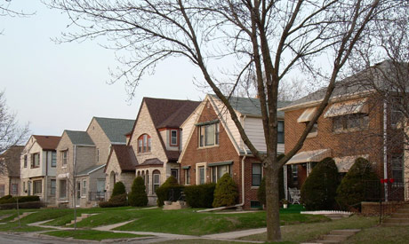 Read more about the article 7 Neighborhood Red Flags For New Home Buyers…