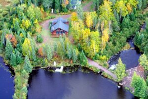 Read more about the article There’s a race to buy lakefront properties in Northern Wisconsin, with sales up nearly 30%