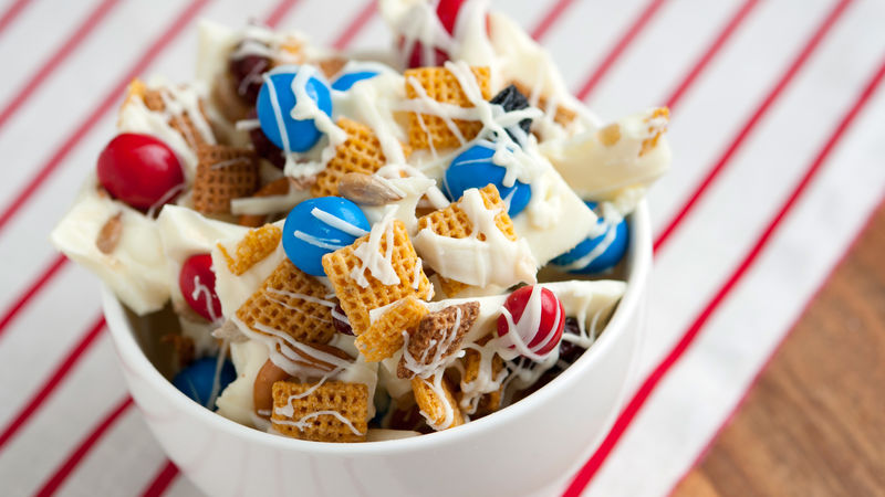 Read more about the article Stars and Stripes Chex™ Party Mix