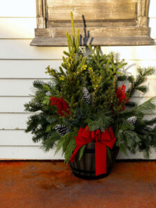 Read more about the article We’ve got even more Christmas Curb Appeal Idea…
