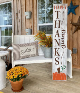 Read more about the article Fall Decorating Tip #6 – Update Your Display Throughout the Season