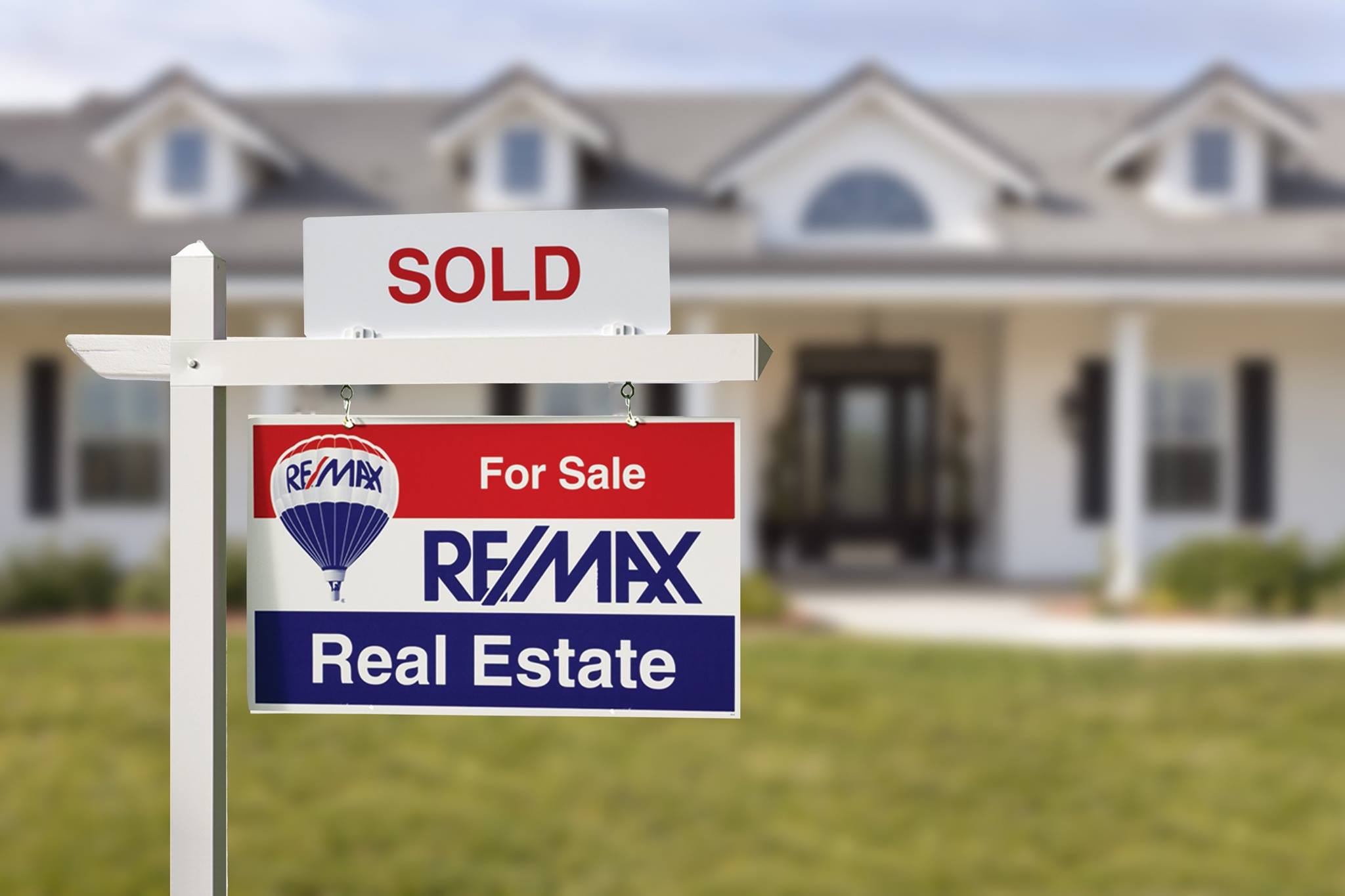 Read more about the article It’s Still A HOT Market For Some Home Sellers!