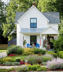 Read more about the article 2025 12 NY Resolutions for your home – JUNE: Boost curb appeal to make better first impressions
