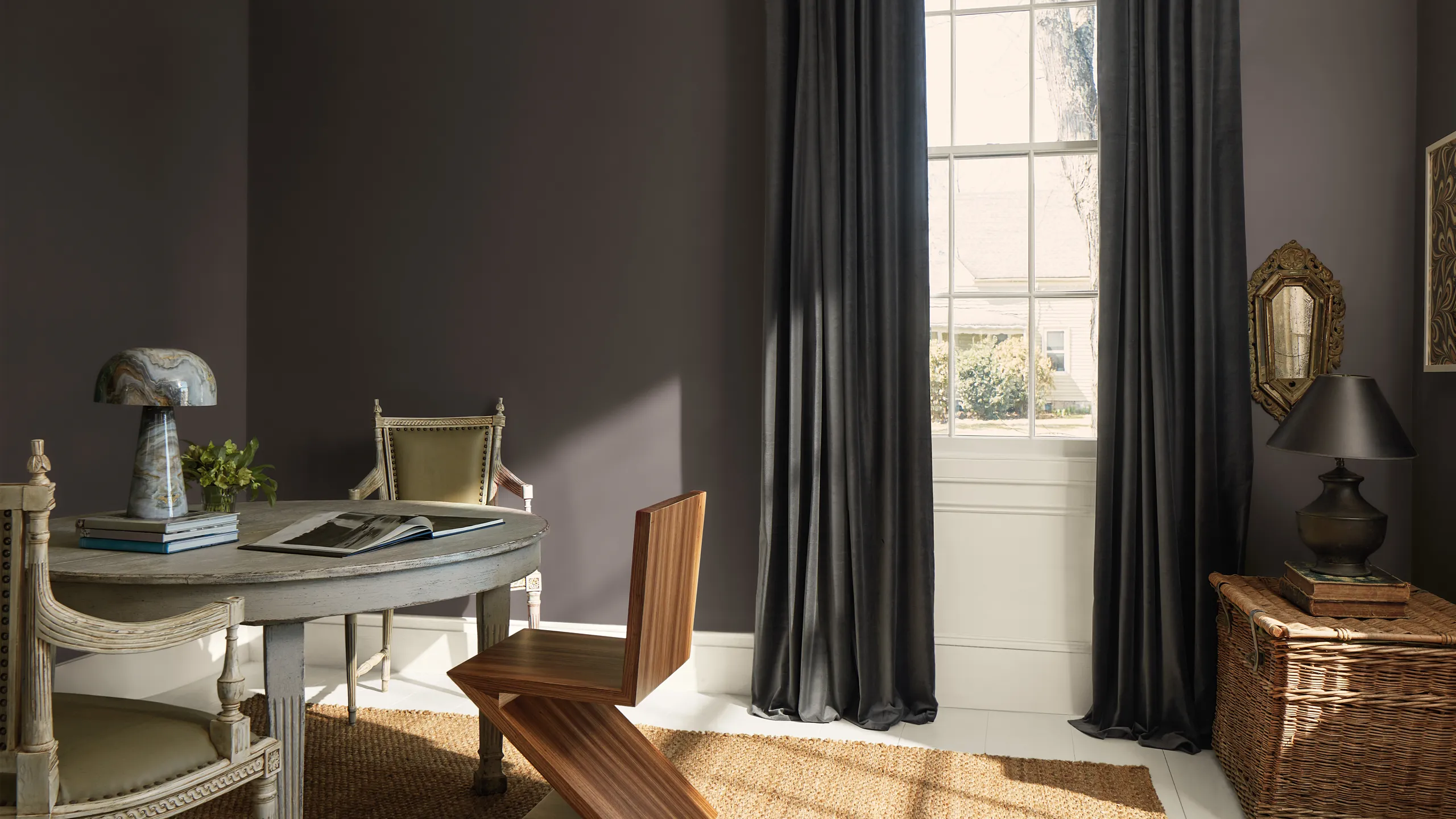 Read more about the article 2026 Color of the Year – SILHOUETTE