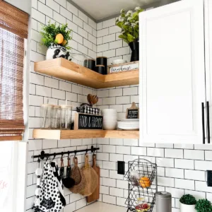 Read more about the article Floating Shelves #5 – Open Storage