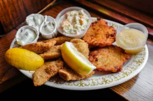 Read more about the article THE FRIDAY FISH FRY IN WISCONSIN
