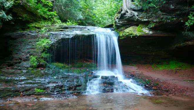 Read more about the article Dozens of Wisconsin waterfalls worth visiting this spring